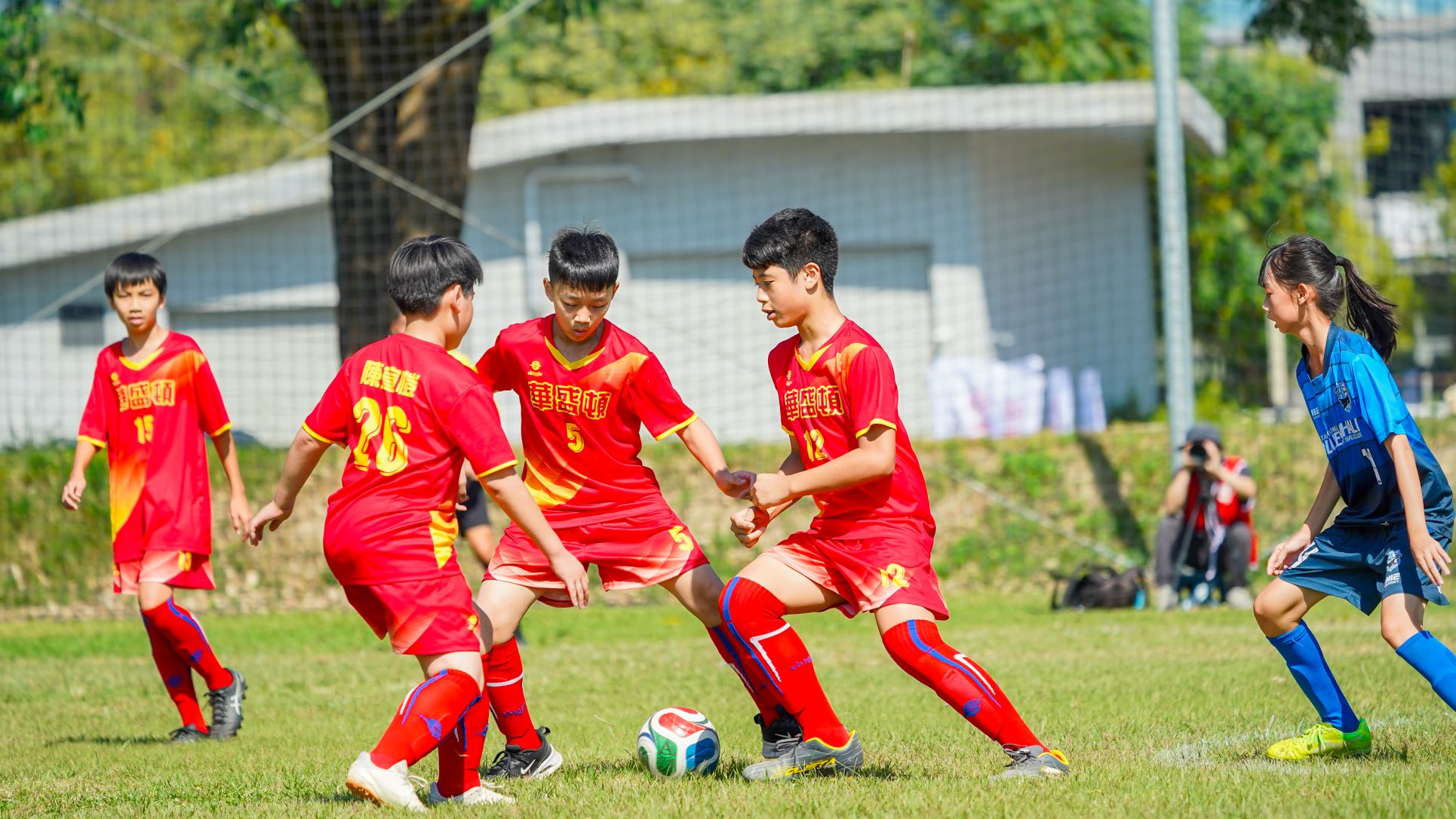 「利物浦足球隊」現身YAMAHA CUP？　台中華盛頓小學深耕足球20年以快樂踢球為本 